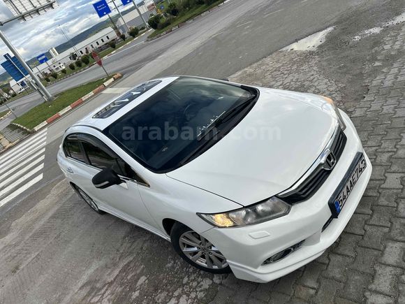 Sahibinden Honda Civic 1.6i VTEC ECO Elegance 2013 Model 