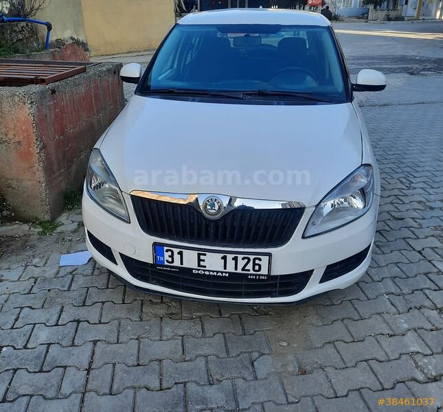 AĞIR HASARSIZ - Tek fiyat 355 bin tl fiyat düştü gelen alır şahin parasına 1.4 MOTOR FABİA"
