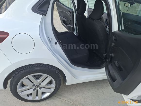 ÖZEL OTOMOTİVDEN İLK EL CLİO 1.0 TCE JOY X-TRONİC 90 BG OTOMATİK