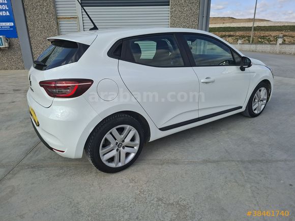ÖZEL OTOMOTİVDEN İLK EL CLİO 1.0 TCE JOY X-TRONİC 90 BG OTOMATİK