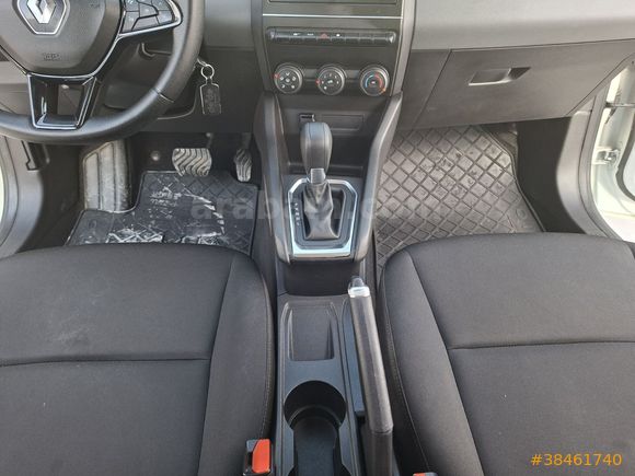 ÖZEL OTOMOTİVDEN İLK EL CLİO 1.0 TCE JOY X-TRONİC 90 BG OTOMATİK