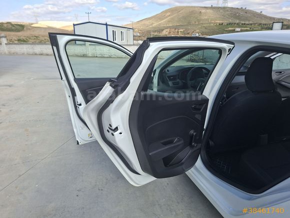 ÖZEL OTOMOTİVDEN İLK EL CLİO 1.0 TCE JOY X-TRONİC 90 BG OTOMATİK