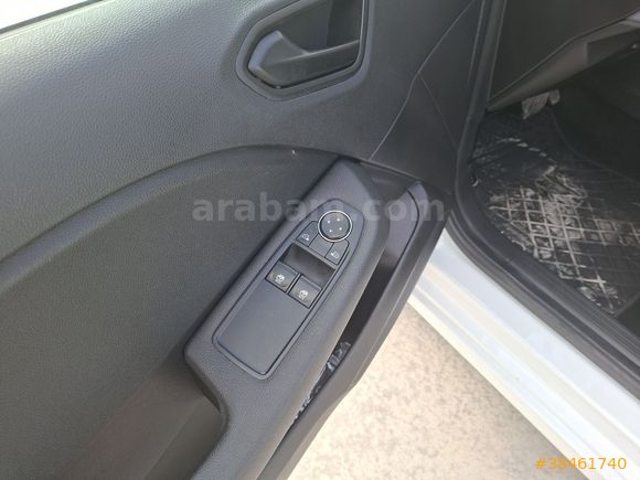 ÖZEL OTOMOTİVDEN İLK EL CLİO 1.0 TCE JOY X-TRONİC 90 BG OTOMATİK