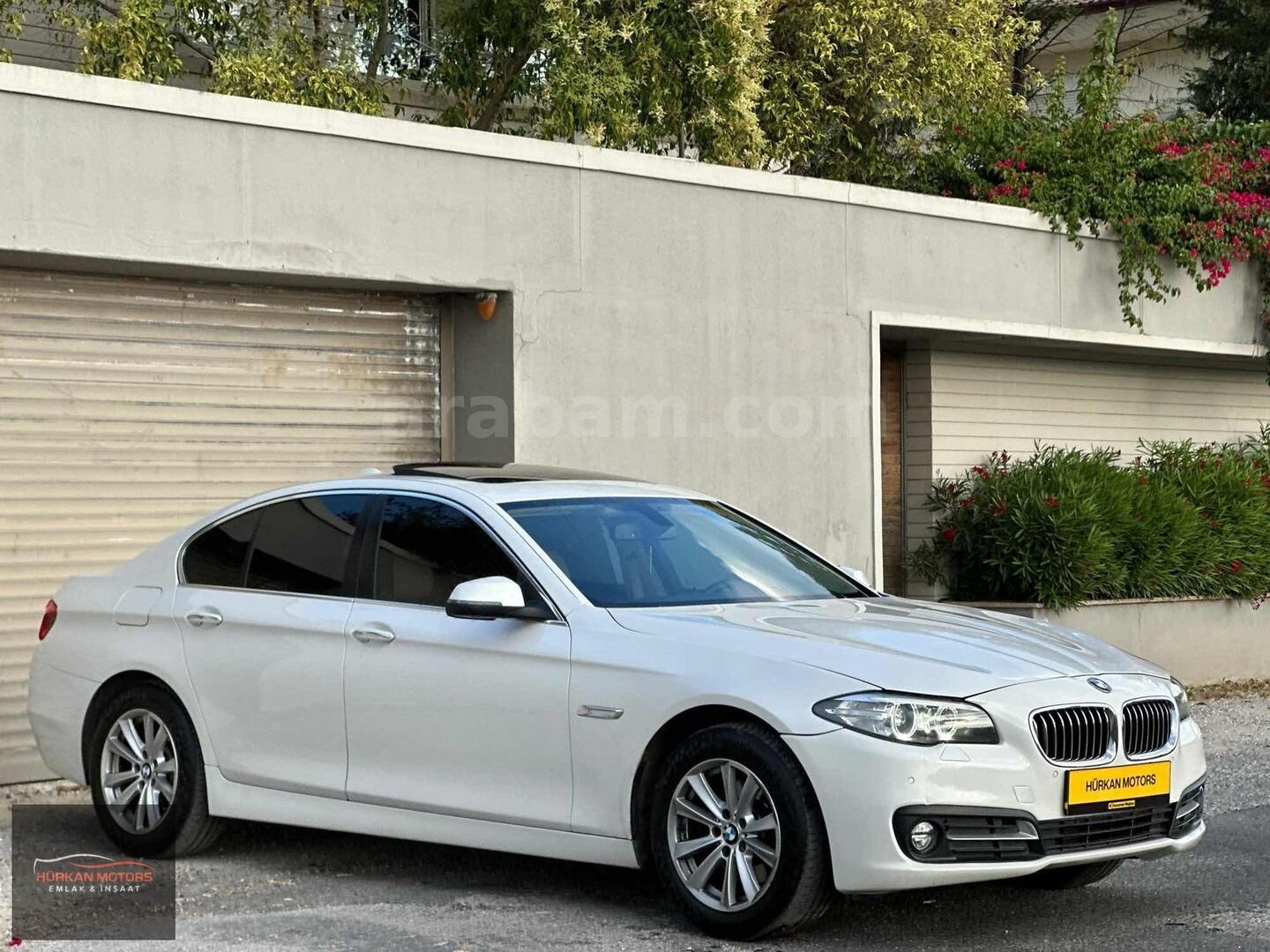 Galeriden BMW 5 Serisi 520i Premium 2015 Model Antalya 126.000 km Beyaz 4