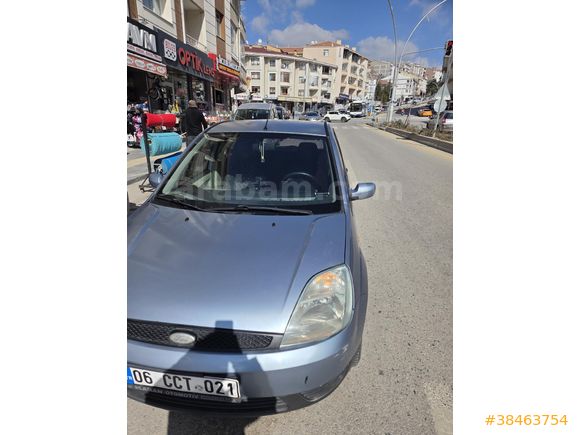 Sahibinden Ford Fiesta 1.4 TDCi Comfort 2005 Model
