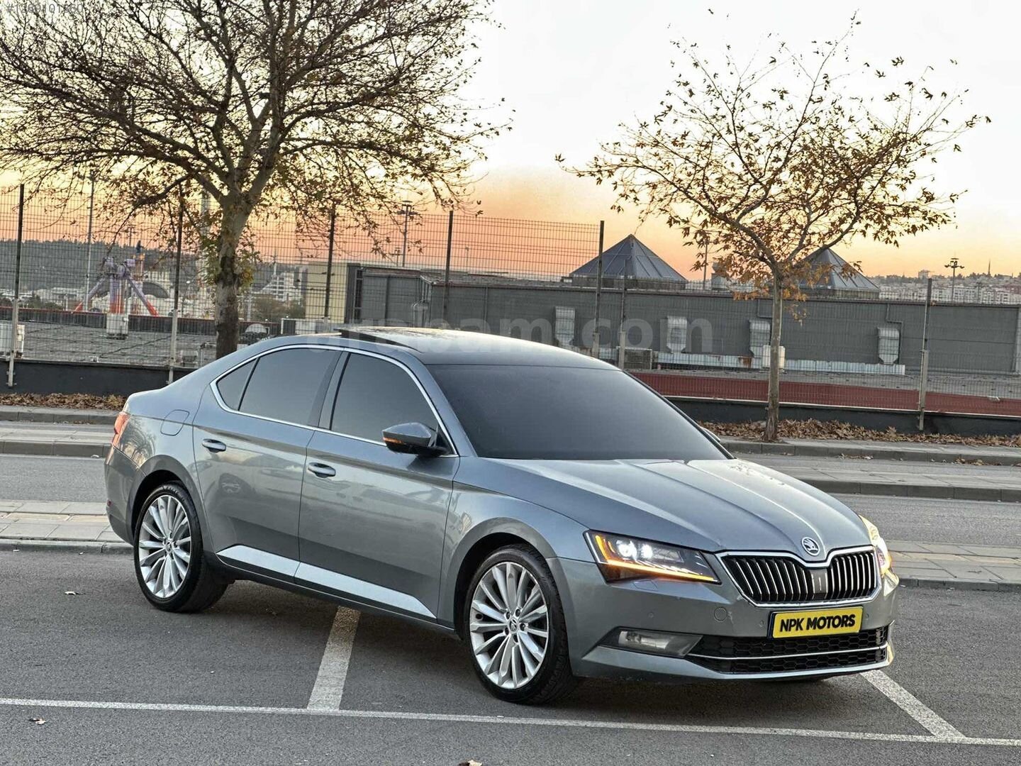 NPK MOTORS DAN 2017 SUPERB 1.6 TDİ PRESTİGE HATASIZ CAM TAVAN 4