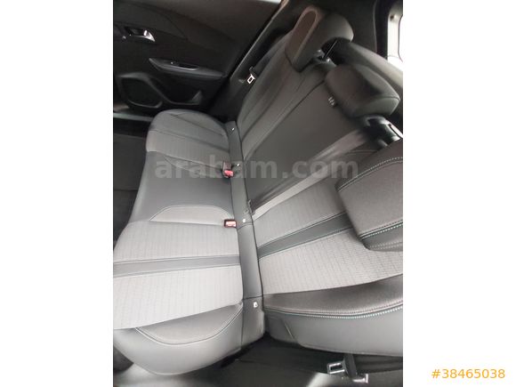 Sahibinden Peugeot 2008 1.2 PureTech Allure 2023 Model 