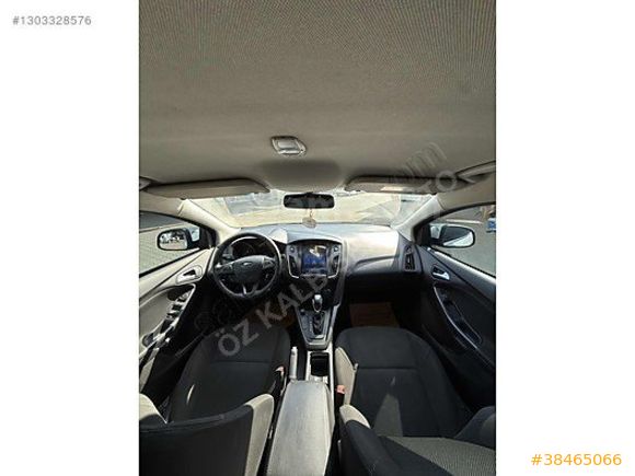 Düşük km Focus Hatcback otomatik vi