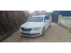 Sahibinden Skoda SuperB 1.6 TDI Elegance 2013 Model  161.000 km Beyaz