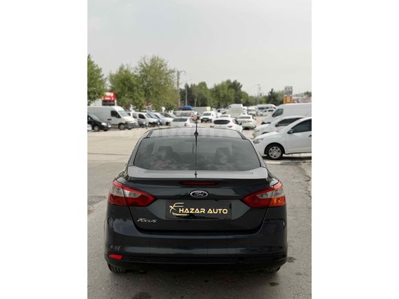 2013 FOCUS 1.6 TİTANİUM SMART HATASIZ AYARINDA FIRSAT ARACI!!!