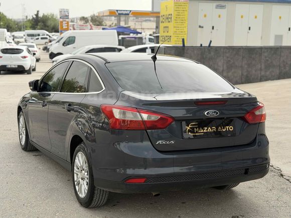 2013 FOCUS 1.6 TİTANİUM SMART HATASIZ AYARINDA FIRSAT ARACI!!!