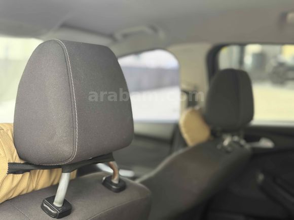2013 FOCUS 1.6 TİTANİUM SMART HATASIZ AYARINDA FIRSAT ARACI!!!