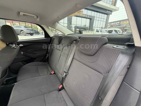2013 FOCUS 1.6 TİTANİUM SMART HATASIZ AYARINDA FIRSAT ARACI!!!