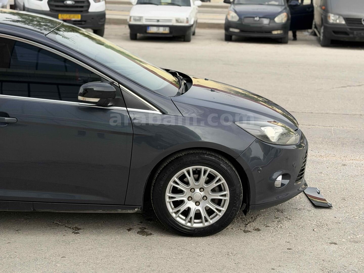 Galeriden Ford Focus 1.6 TDCi Titanium 2013 Model Gaziantep 279.000 km Siyah 3