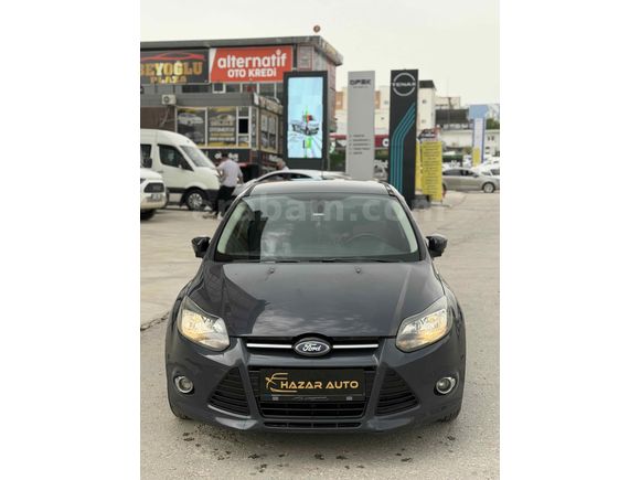 2013 FOCUS 1.6 TİTANİUM SMART HATASIZ AYARINDA FIRSAT ARACI!!!