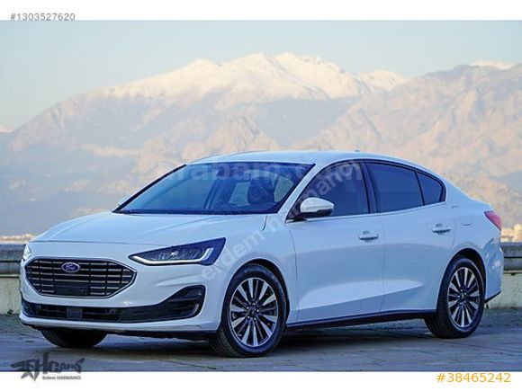 ERDEM'den 2023 Ford Focus NB 1.5 Ti-VCT Titanium Otomatik Beyaz
