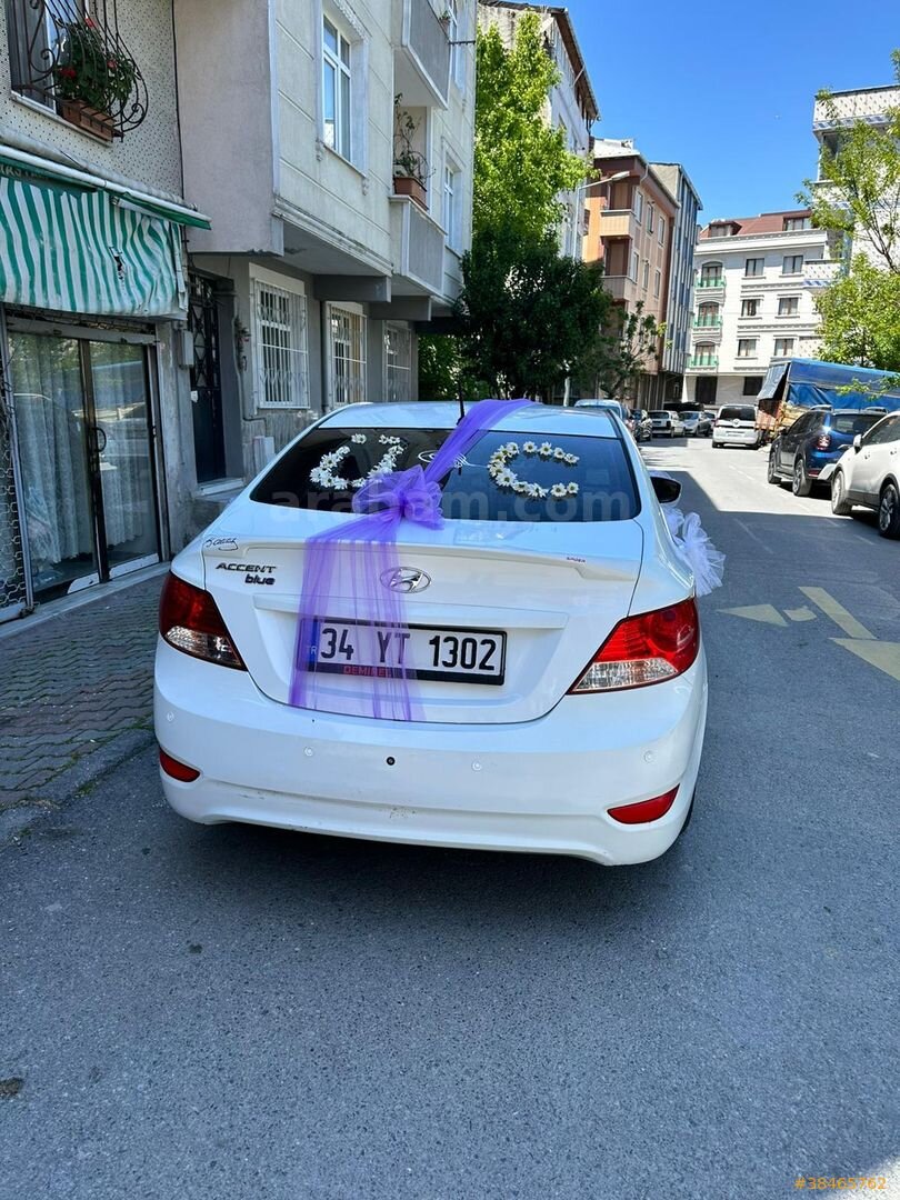 Sahibinden Hyundai Accent Blue 1.4 D-CVVT Mode Plus 2016 Model İstanbul 113.600 km Beyaz 4