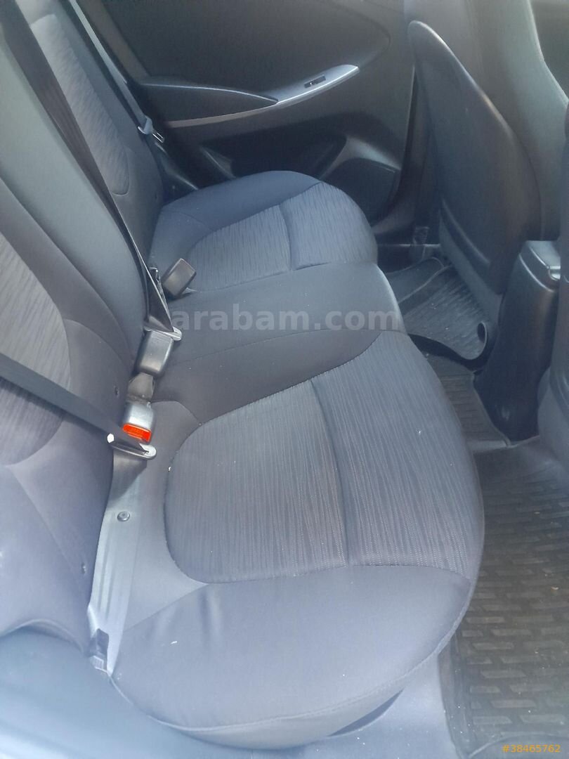 Sahibinden Hyundai Accent Blue 1.4 D-CVVT Mode Plus 2016 Model İstanbul 113.600 km Beyaz 6