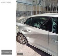MEGANE 4 HATASIZ SAĞ ARKA KAPI