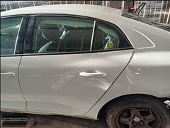 MEGANE 4 HATASIZ SOL ARKA KAPI