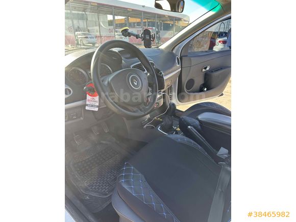 Sahibinden Renault Clio 1.2 Extreme 2010 Model  250.000 km Beyaz