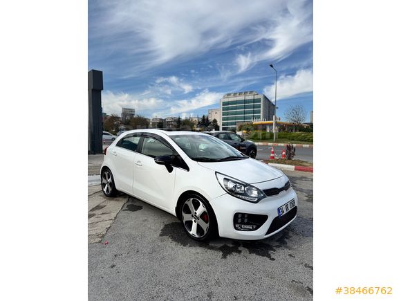 Sahibinden Kia Rio 1.4 CRDi Sporty 2013 Model 