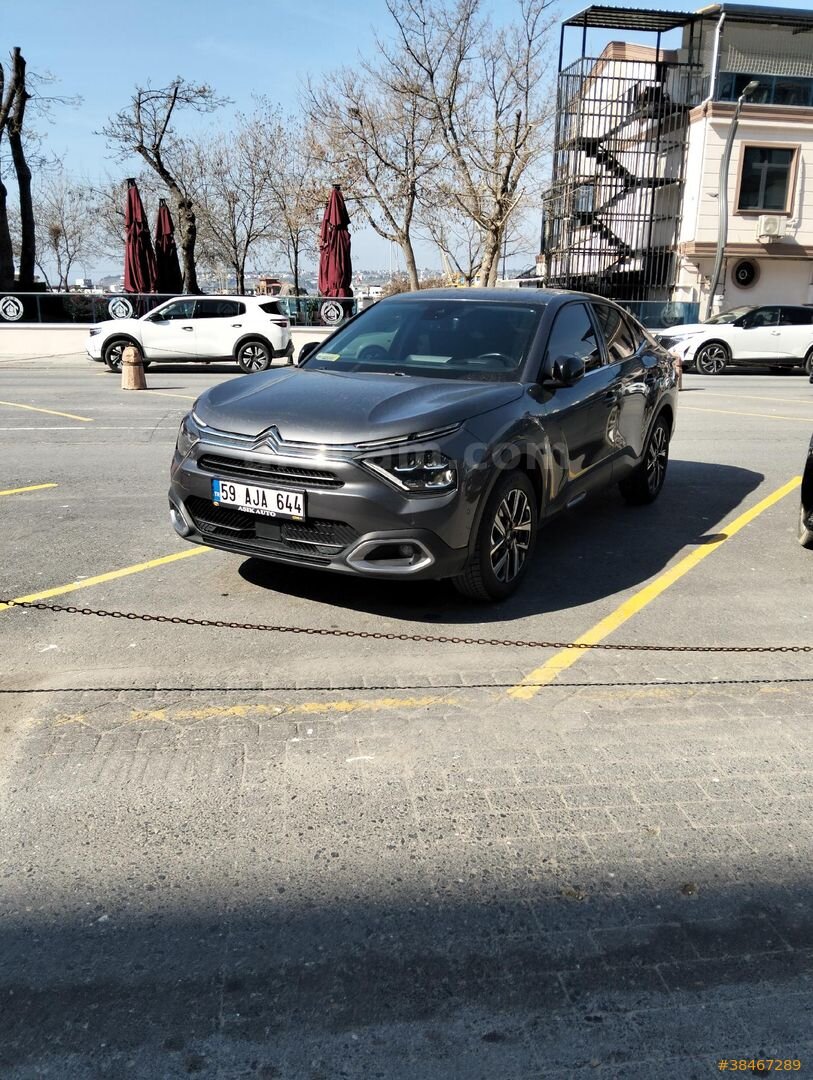 Sahibinden Citroen C4 X 1.2 PureTech Shine 2024 Model İstanbul 147.000 km Gri (titanyum) 6