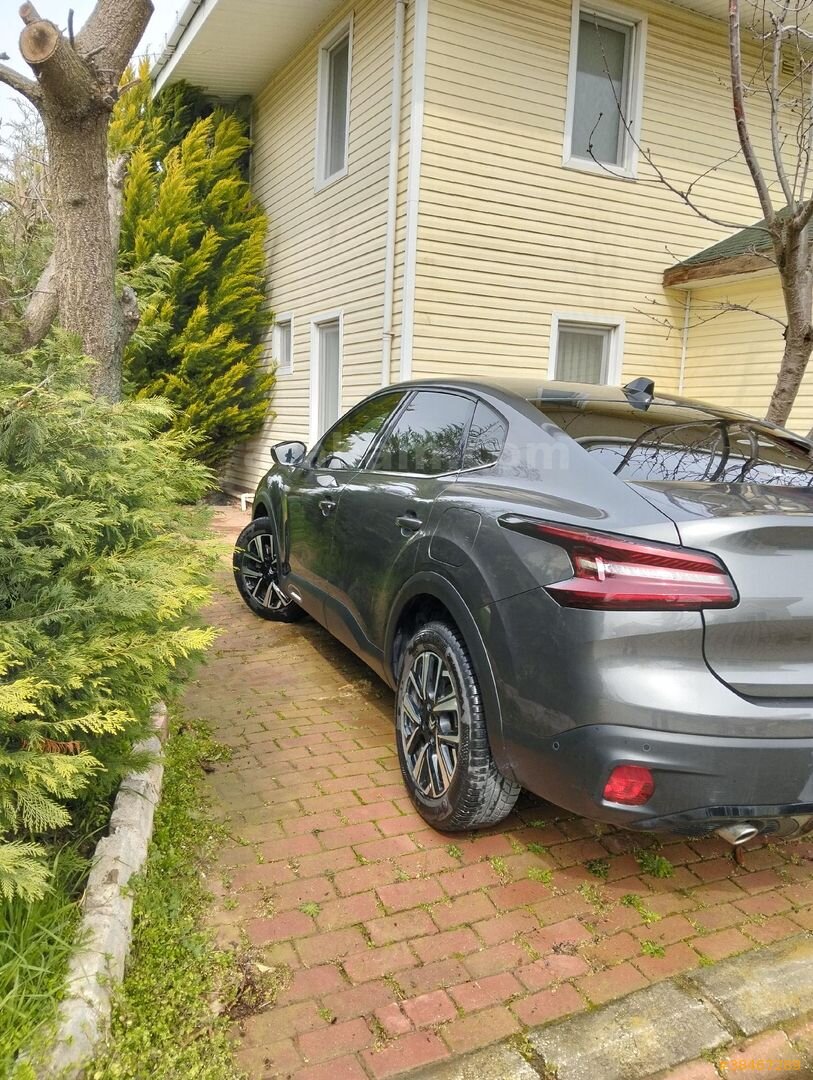 Sahibinden Citroen C4 X 1.2 PureTech Shine 2024 Model İstanbul 147.000 km Gri (titanyum) 5