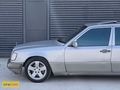 SUNROOFLU, OTOMATİK YILDIZLARI ÜZERİNDE E 200