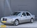 SUNROOFLU, OTOMATİK YILDIZLARI ÜZERİNDE E 200