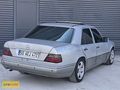 SUNROOFLU, OTOMATİK YILDIZLARI ÜZERİNDE E 200