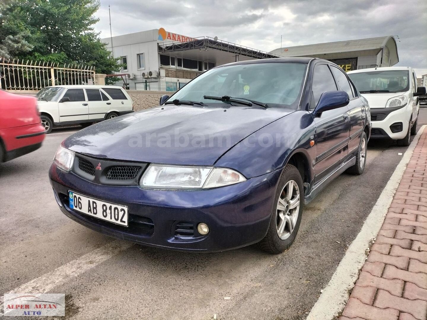 Galeriden Mitsubishi Carisma 1.8 GDI LX 1998 Model Kayseri 358.000 km Mavi 2