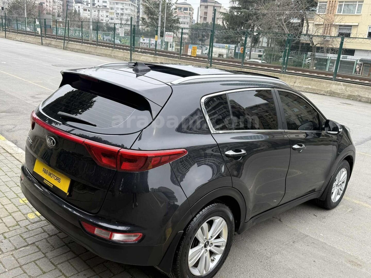 2017 YENİ KASA KİA SPORTAGE 1.6 GDI OTOMATİK VİTES CAM TAVANLI 5