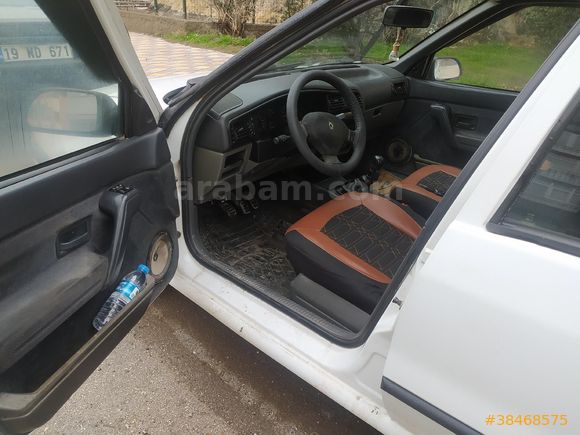 2000 model Reno 19 Avrupal