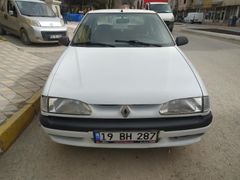 2000 model Reno 19 Avrupal