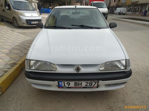 2000 model Reno 19 Avrupal