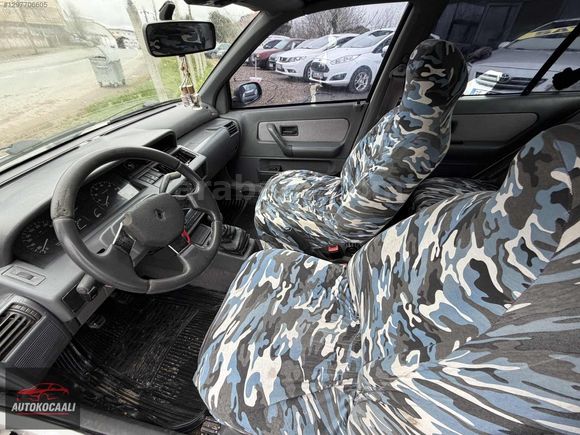 AUTO KOCAALİ CLİO 1.4 İ KLİMALI KREDİ KARTINA 12 TAKSİT