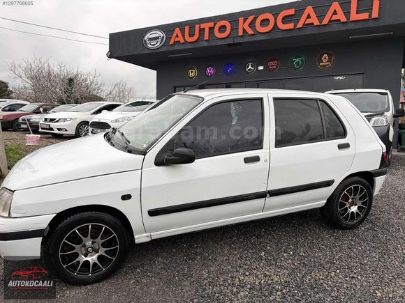 AUTO KOCAALİ CLİO 1.4 İ KLİMALI KREDİ KARTINA 12 TAKSİT