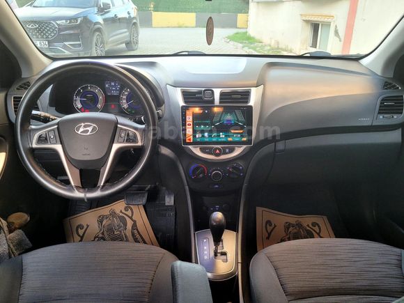 2018 MODEL DÜŞÜK KM Lİ DİZEL OTOMATİK VİTES ACCENT BLUE