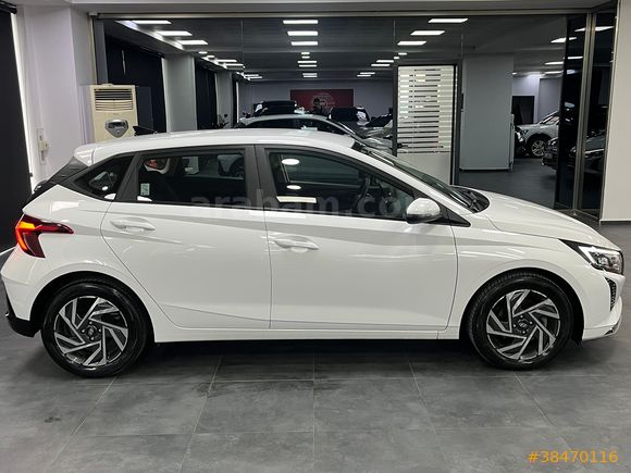 ERÇAL:2025 HYUNDAI İ20 1.0 T-GDI STYLE+BOYASIZ+0.99+K/K TAKSİT