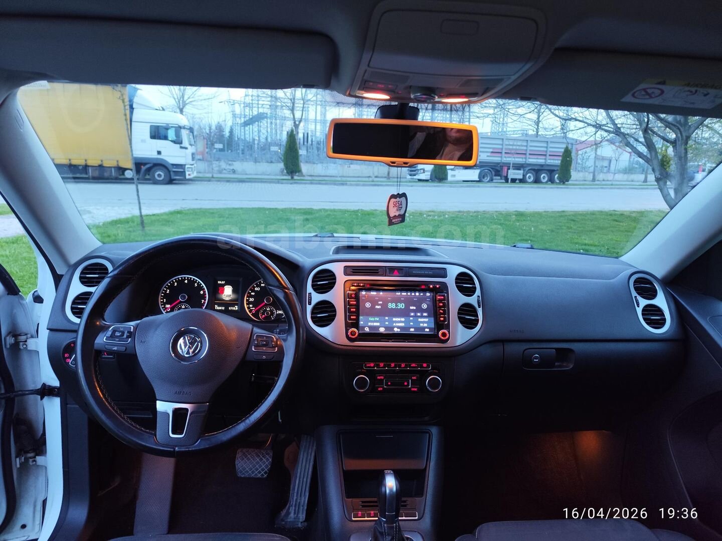 Sahibinden Volkswagen Tiguan 1.4 TSI Cup 2014 Model Bolu 137.000 km Beyaz 7