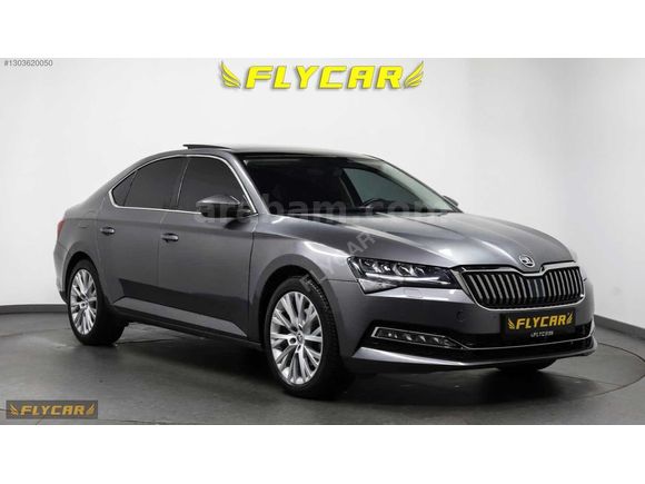 FLYCAR//2022 PRESTİGE 75.500 KM CAM TAVAN+ÇİFT NAVİ+KEYLESS