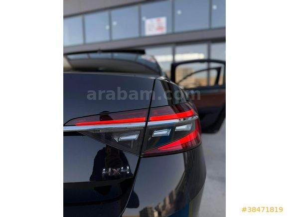 2023 SUPERB 2.0 TDI 4X4 L&K CRYSTAL BOYASIZ 130 BİNDE İÇİ TABA +