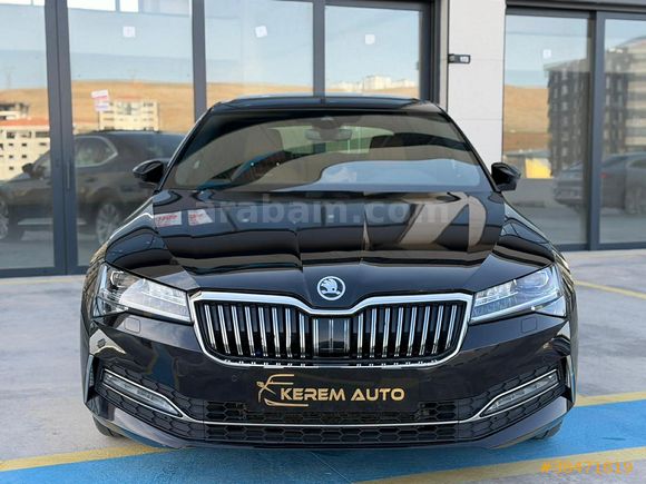 2023 SUPERB 2.0 TDI 4X4 L&K CRYSTAL BOYASIZ 130 BİNDE İÇİ TABA +