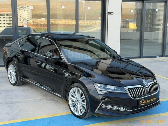 2023 SUPERB 2.0 TDI 4X4 L&K CRYSTAL BOYASIZ 130 BİNDE İÇİ TABA +