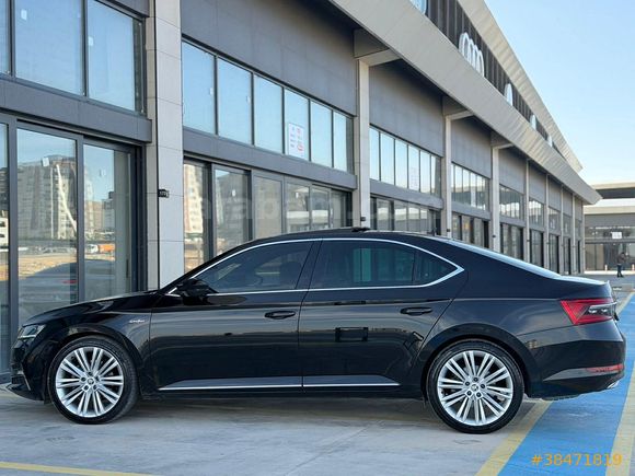 2023 SUPERB 2.0 TDI 4X4 L&K CRYSTAL BOYASIZ 130 BİNDE İÇİ TABA +