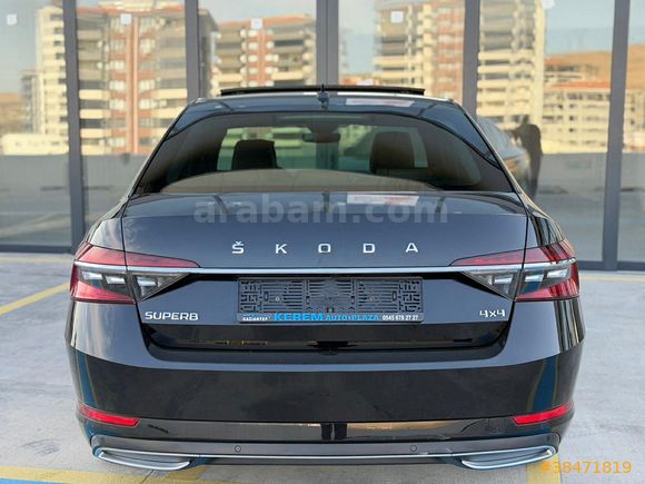 2023 SUPERB 2.0 TDI 4X4 L&K CRYSTAL BOYASIZ 130 BİNDE İÇİ TABA +