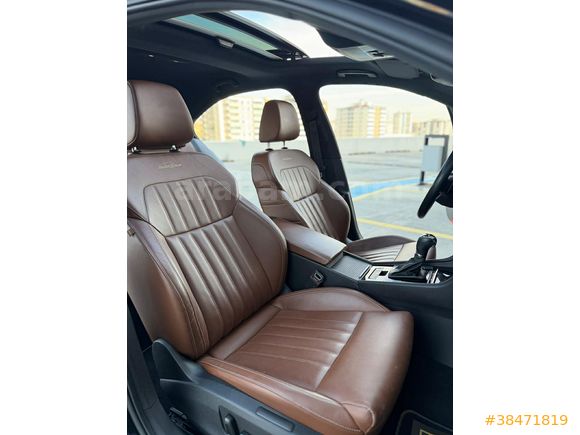 2023 SUPERB 2.0 TDI 4X4 L&K CRYSTAL BOYASIZ 130 BİNDE İÇİ TABA +