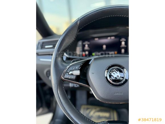 2023 SUPERB 2.0 TDI 4X4 L&K CRYSTAL BOYASIZ 130 BİNDE İÇİ TABA +