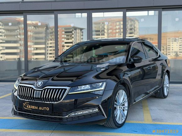 2023 SUPERB 2.0 TDI 4X4 L&K CRYSTAL BOYASIZ 130 BİNDE İÇİ TABA +